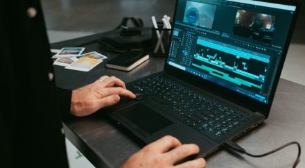 jakob-owens-fB_kHwH6Sf0-unsplash